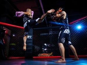 自由搏击教练班线上学习专栏